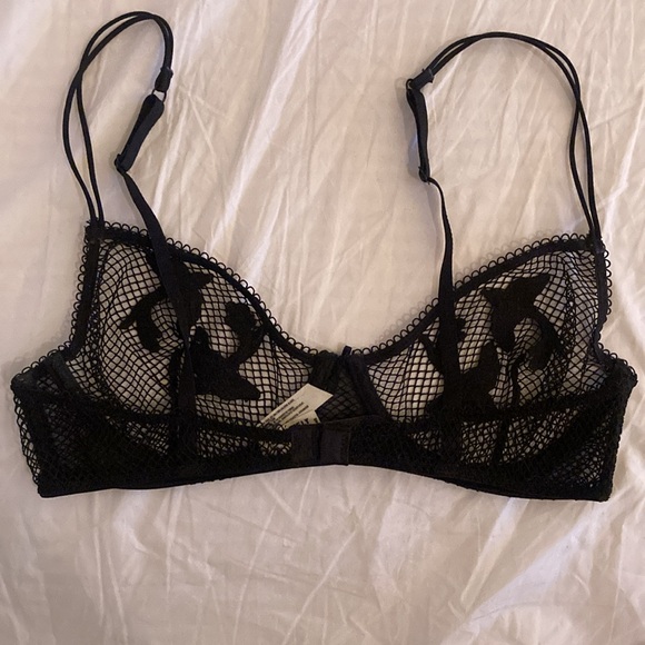 Free People Fishnet Swallow Bra 34C - Picture 3 of 4